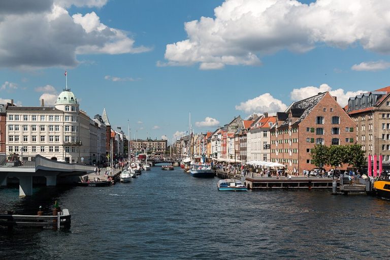 Kopenhagen (DK), Nyhavn -- 2017 -- 1534.jpg